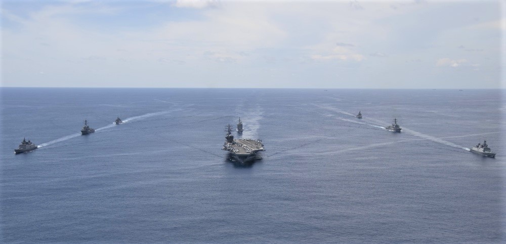 'Bo tu Kim cuong' tap tran dong loat anh 3