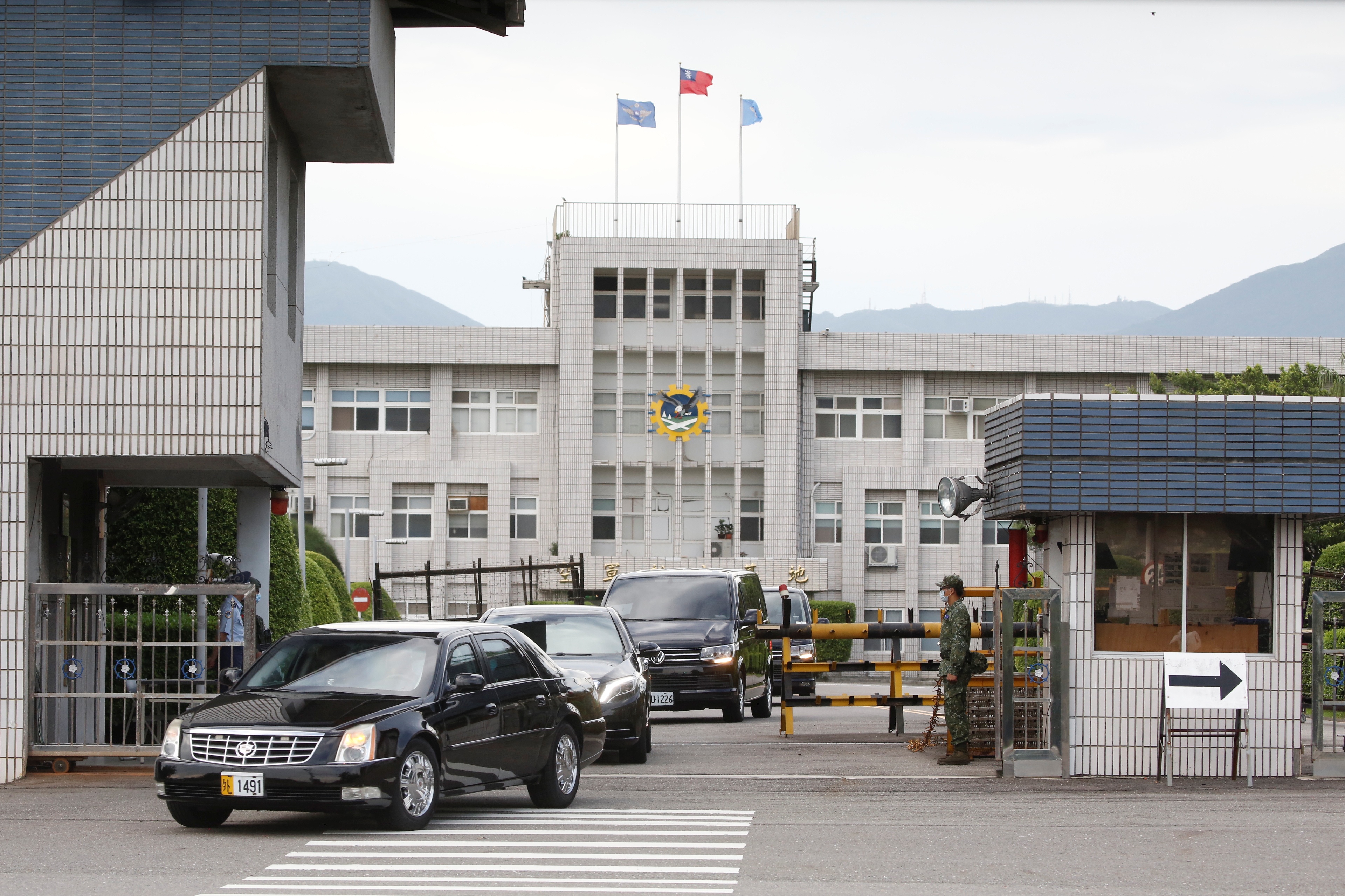 Bo truong My den tham Dai Loan anh 2