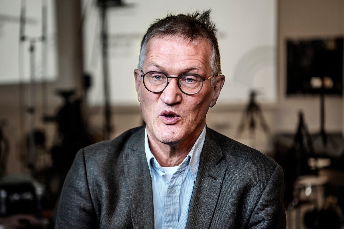 Mien dich cong dong that bai, quan chuc Thuy Dien do loi bo may hinh anh