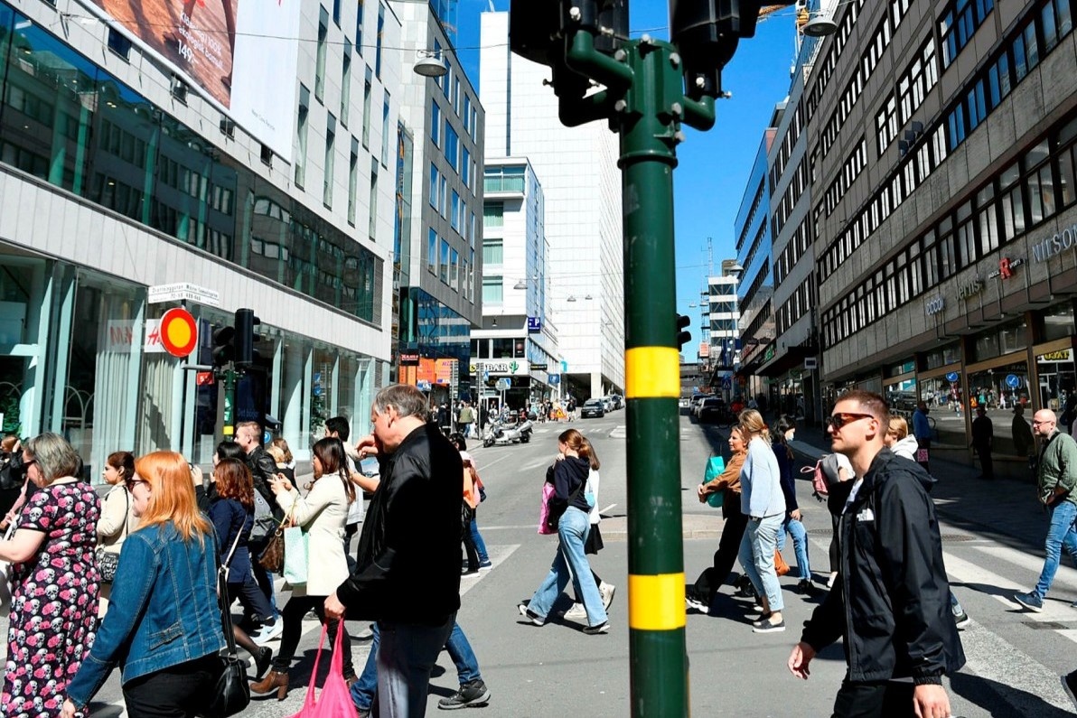 Thuy Dien gay phan no vi mien dich bay dan anh 2