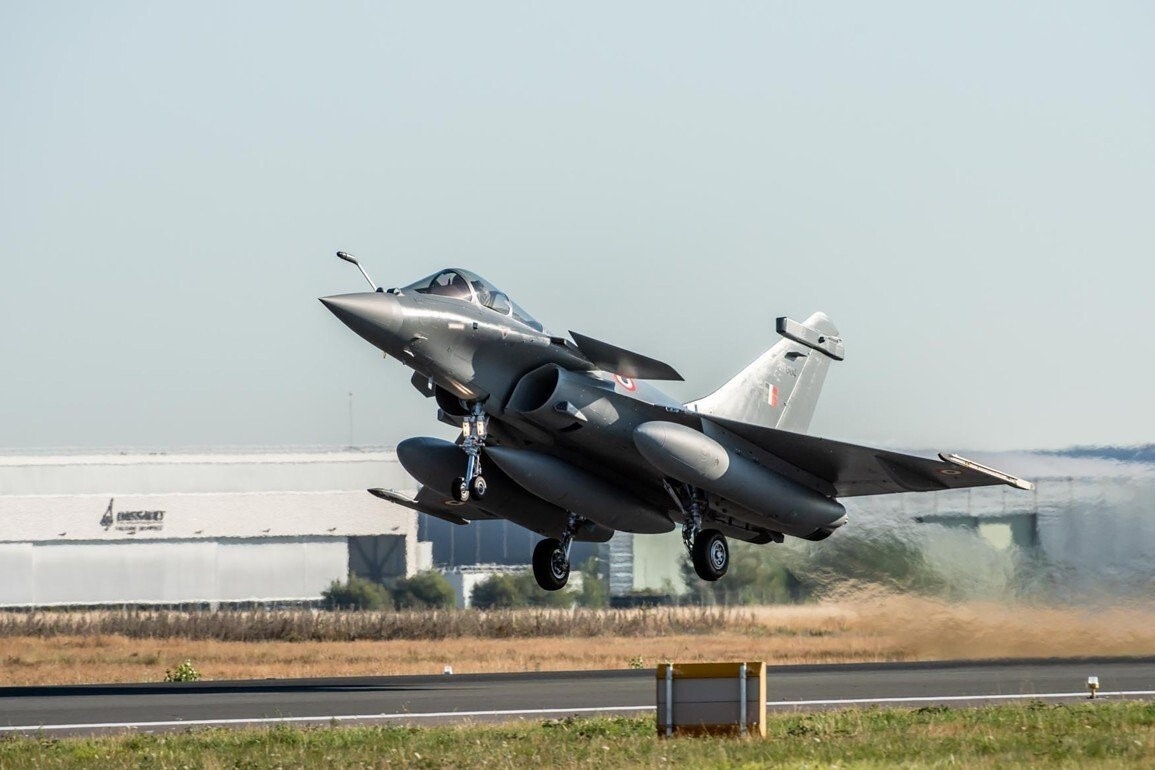 Trung Quoc, An Do dua chien dau co toi tan den sat vung tranh chap hinh anh