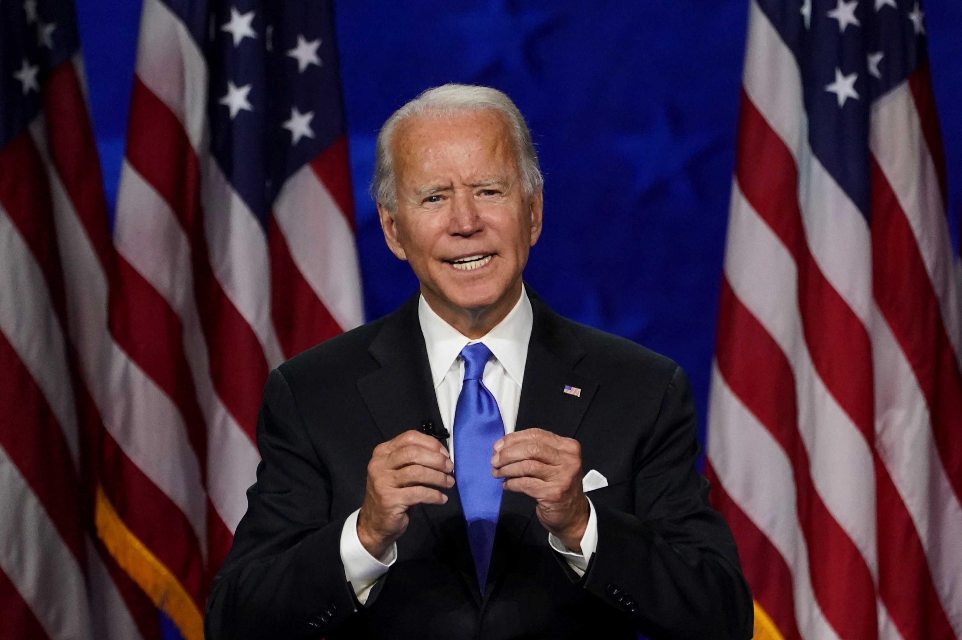 Ong Joe Biden: Tong thong duong nhiem bao phu nuoc My trong bong toi hinh anh