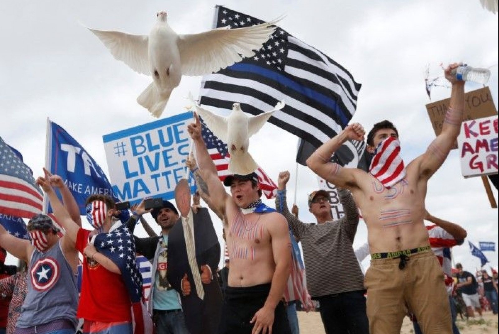 57% cu tri Cong hoa tin so ca tu vong vi virus o My chap nhan duoc hinh anh