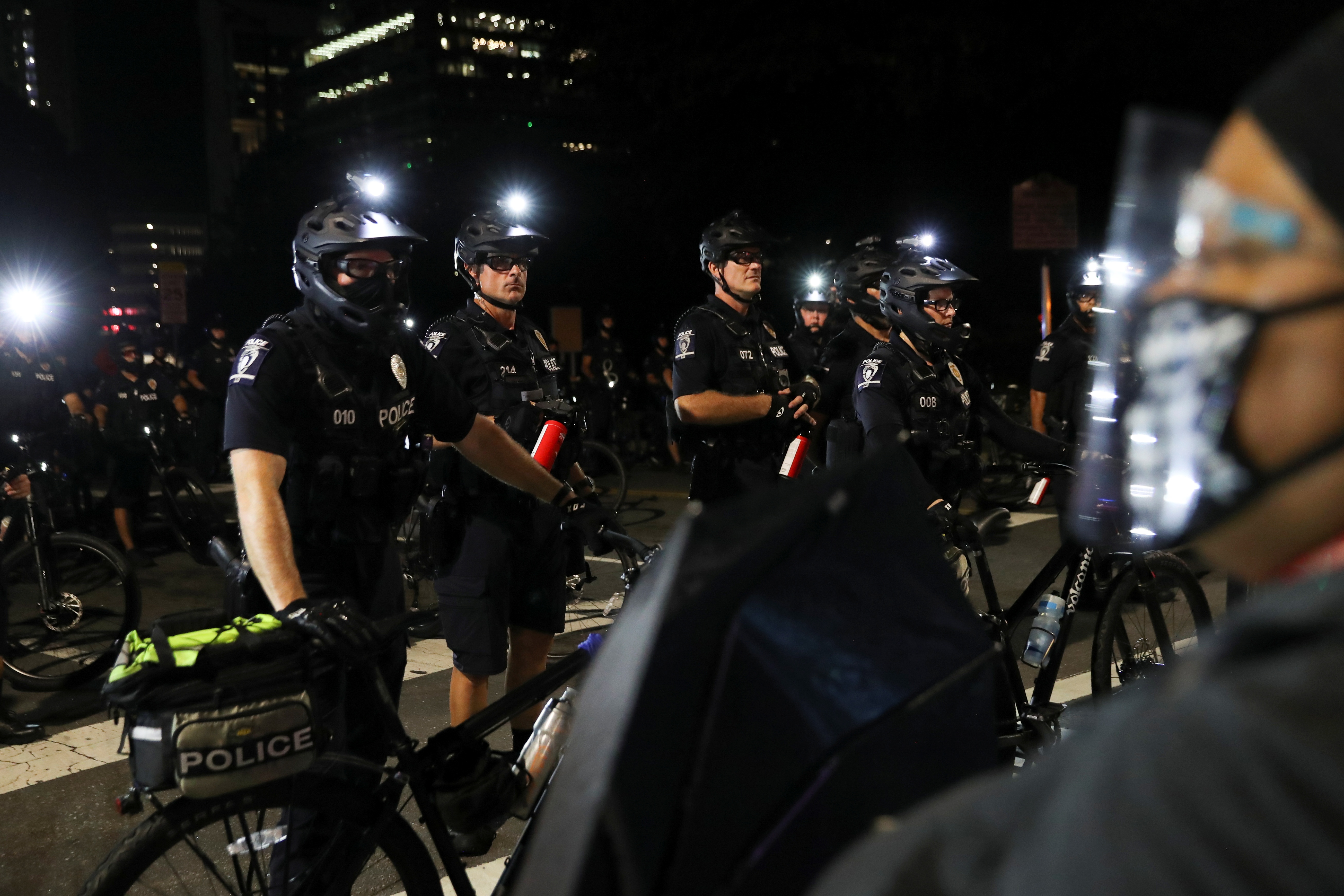 Trump lan at dem dau tien Dai hoi anh 3