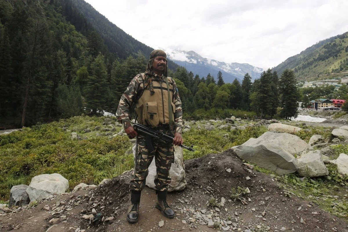 Trung Quoc tha 5 nguoi An Do bi bat o bien gioi hinh anh