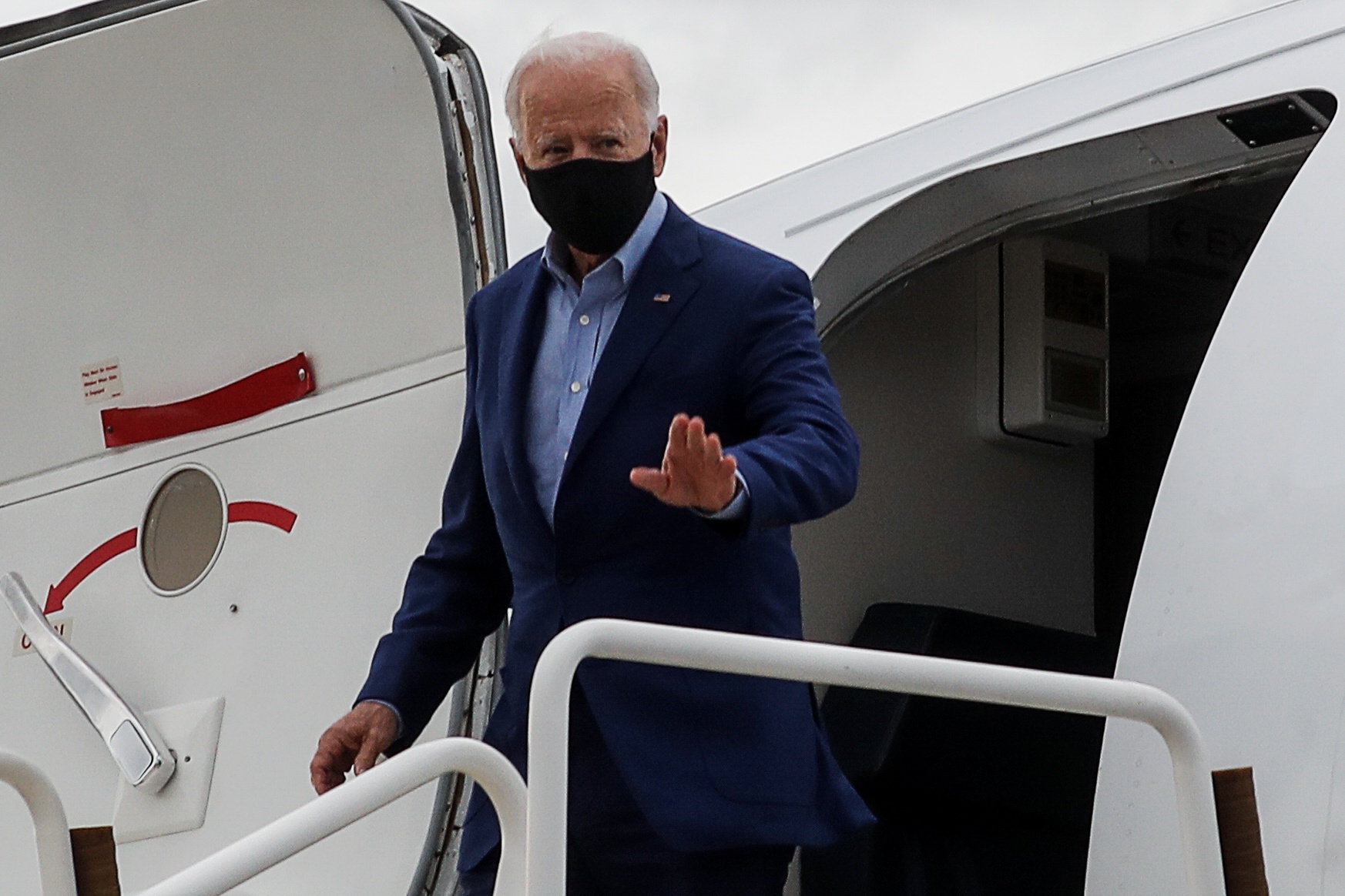 Tong thong Trump nhiem virus corona anh 3