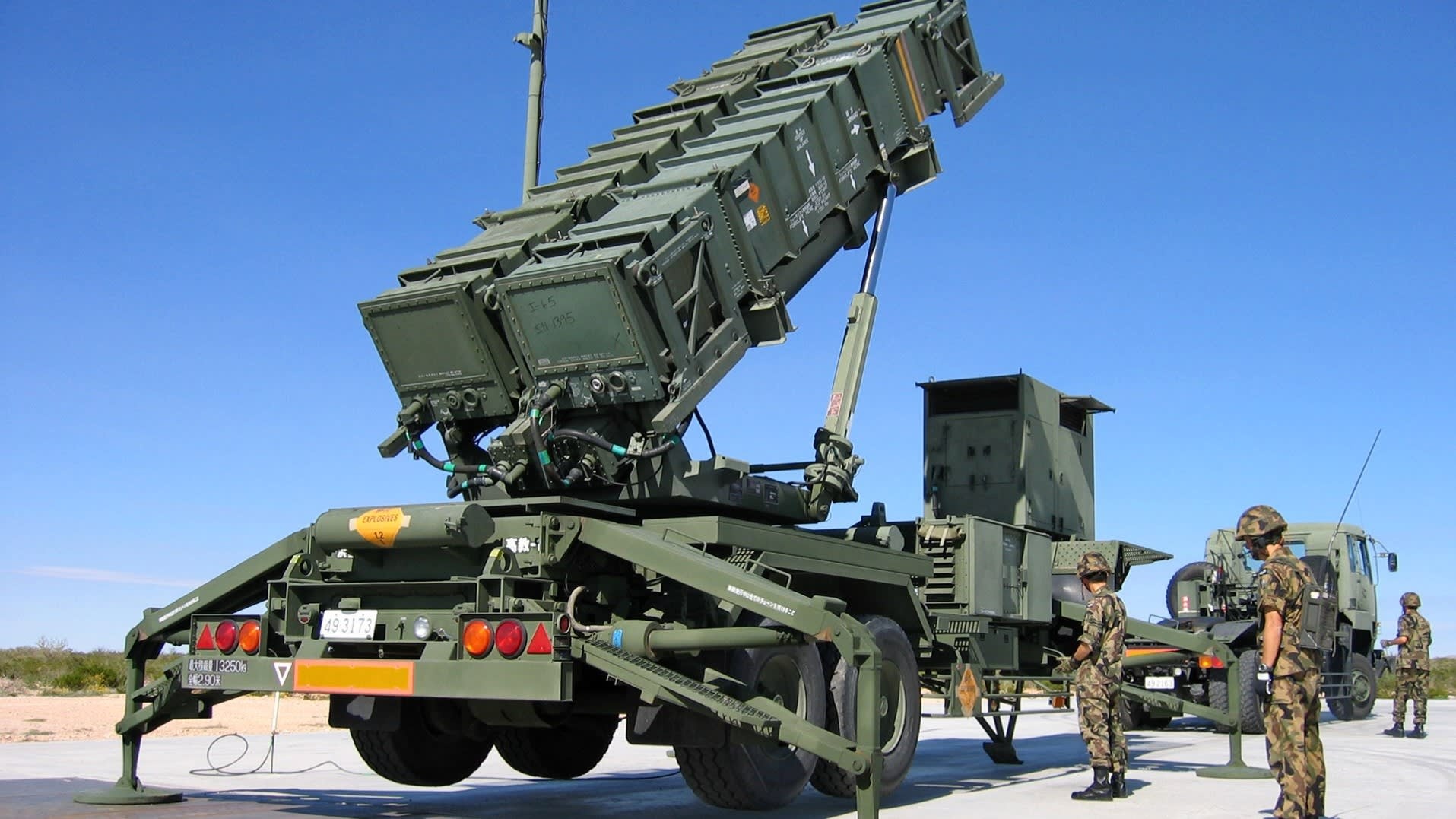 Nhat tang ngan sach quoc phong ky luc anh 2