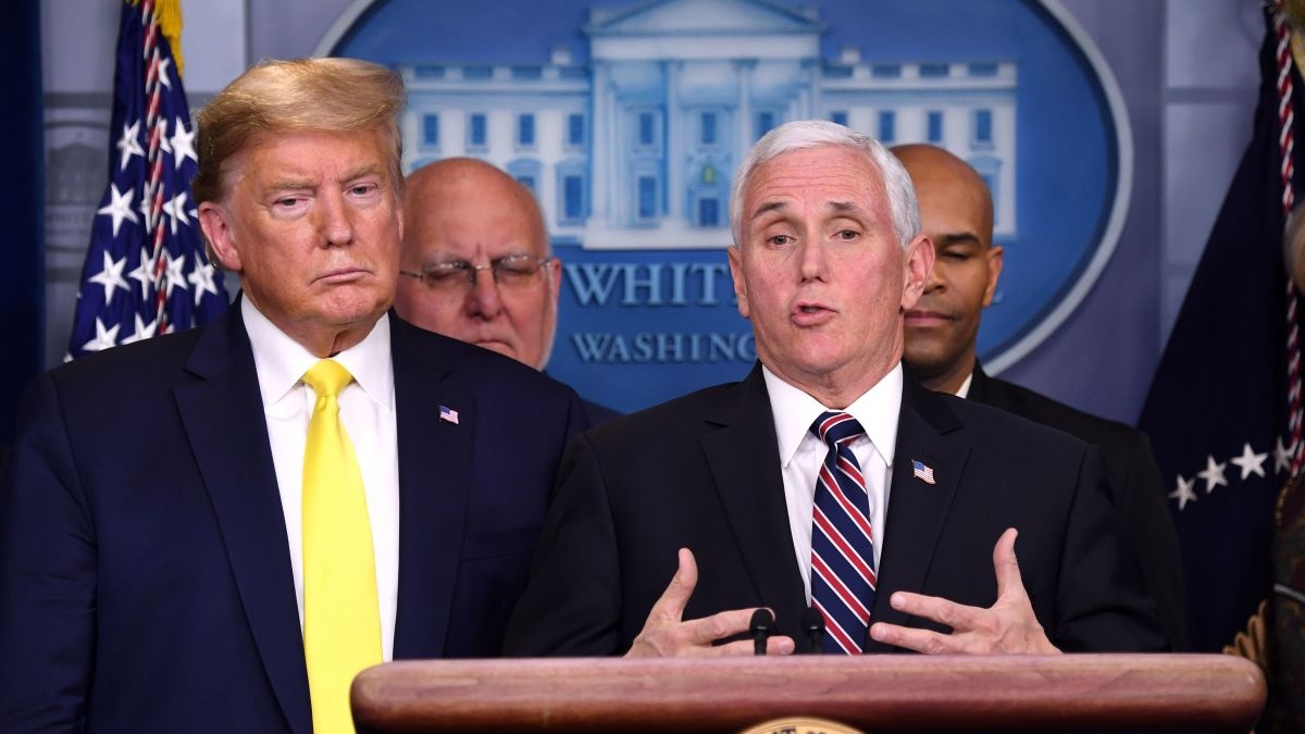 Tong thong Trump nhiem virus corona anh 1