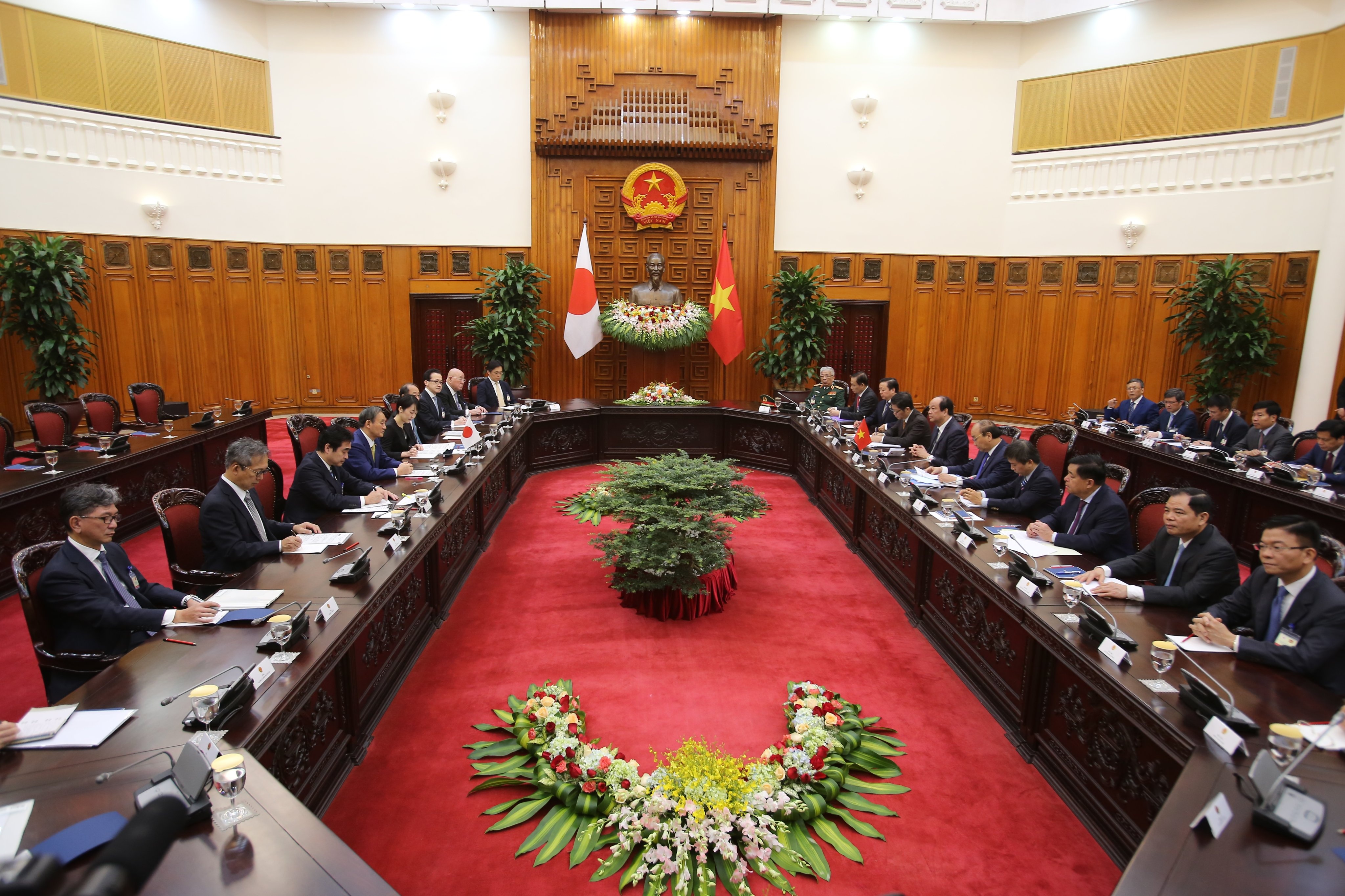 Thu tuong Nguyen Xuan Phuc hoi dam anh 1