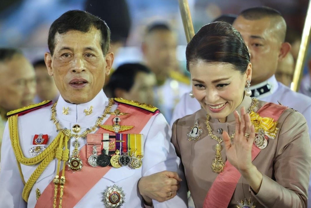 Dong thai hiem thay cua nha vua Thai Lan hinh anh