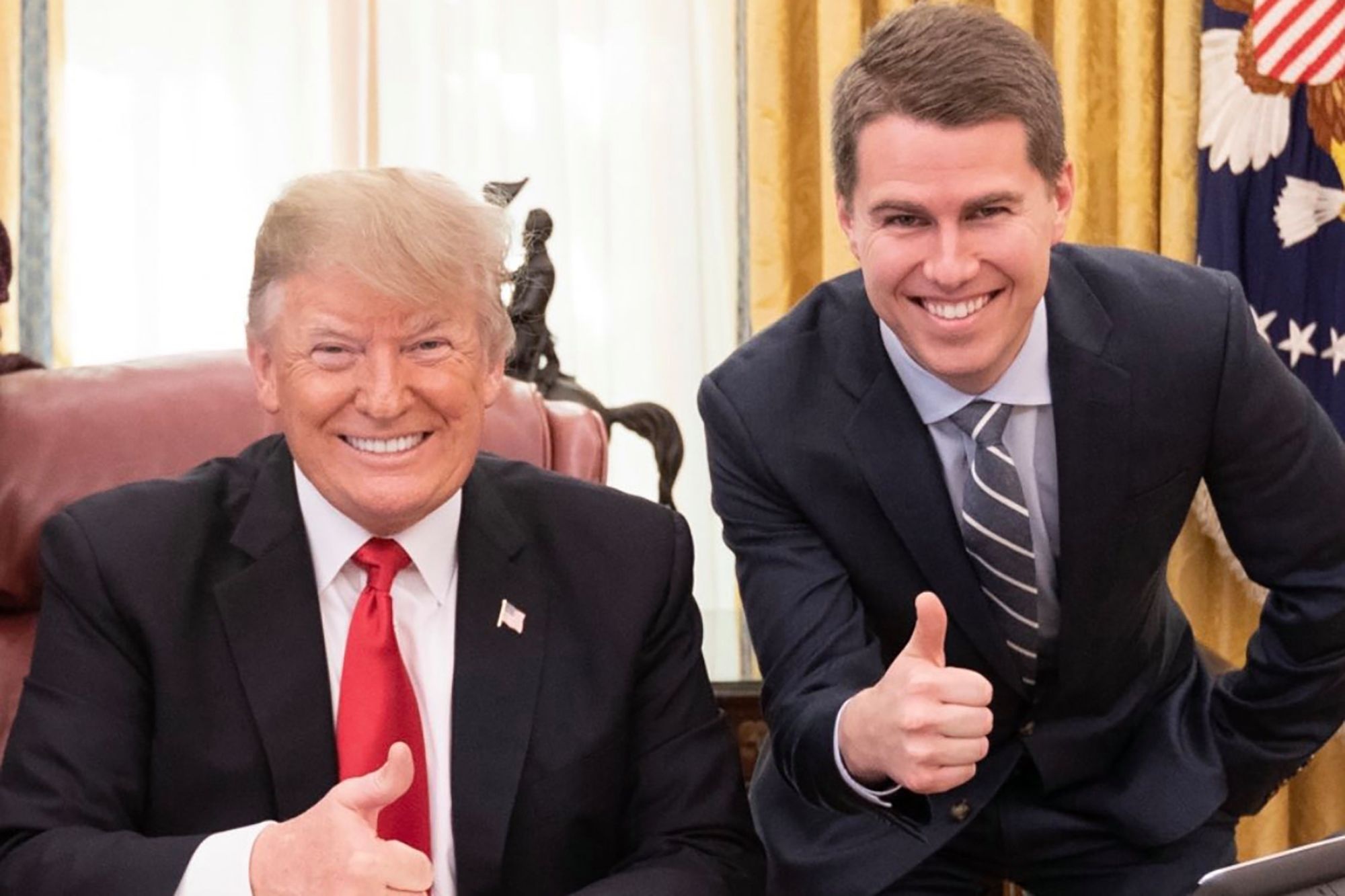 Cuu quan chuc My tiet lo tung viet bai nac danh chi trich ong Trump hinh anh