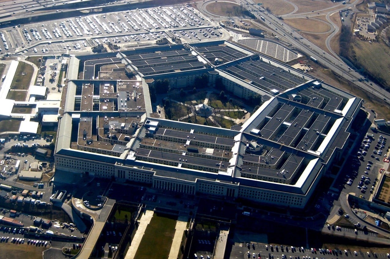 Ba lanh dao quoc phong tu chuc sau vu ong Trump sa thai bo truong hinh anh