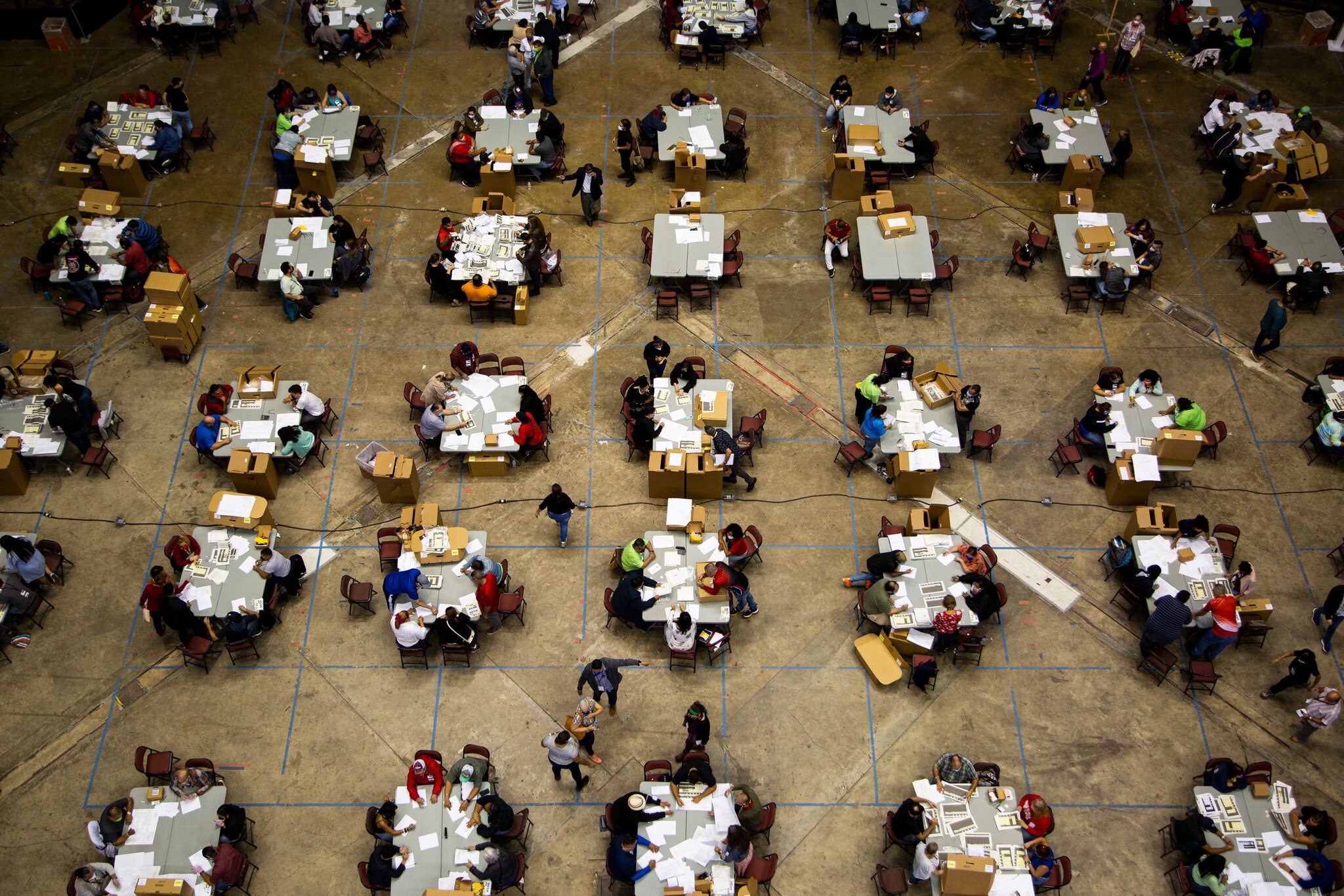 Be boi kiem thieu phieu bau anh 1