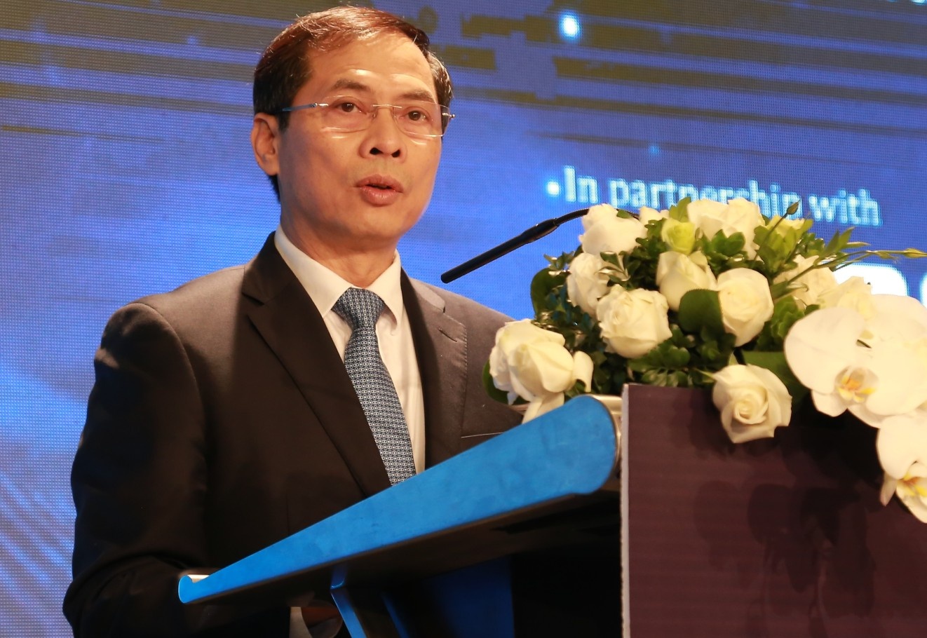 Thu truong Bui Thanh Son: 'Bien Dong la phep thu doi voi nhieu van de' hinh anh