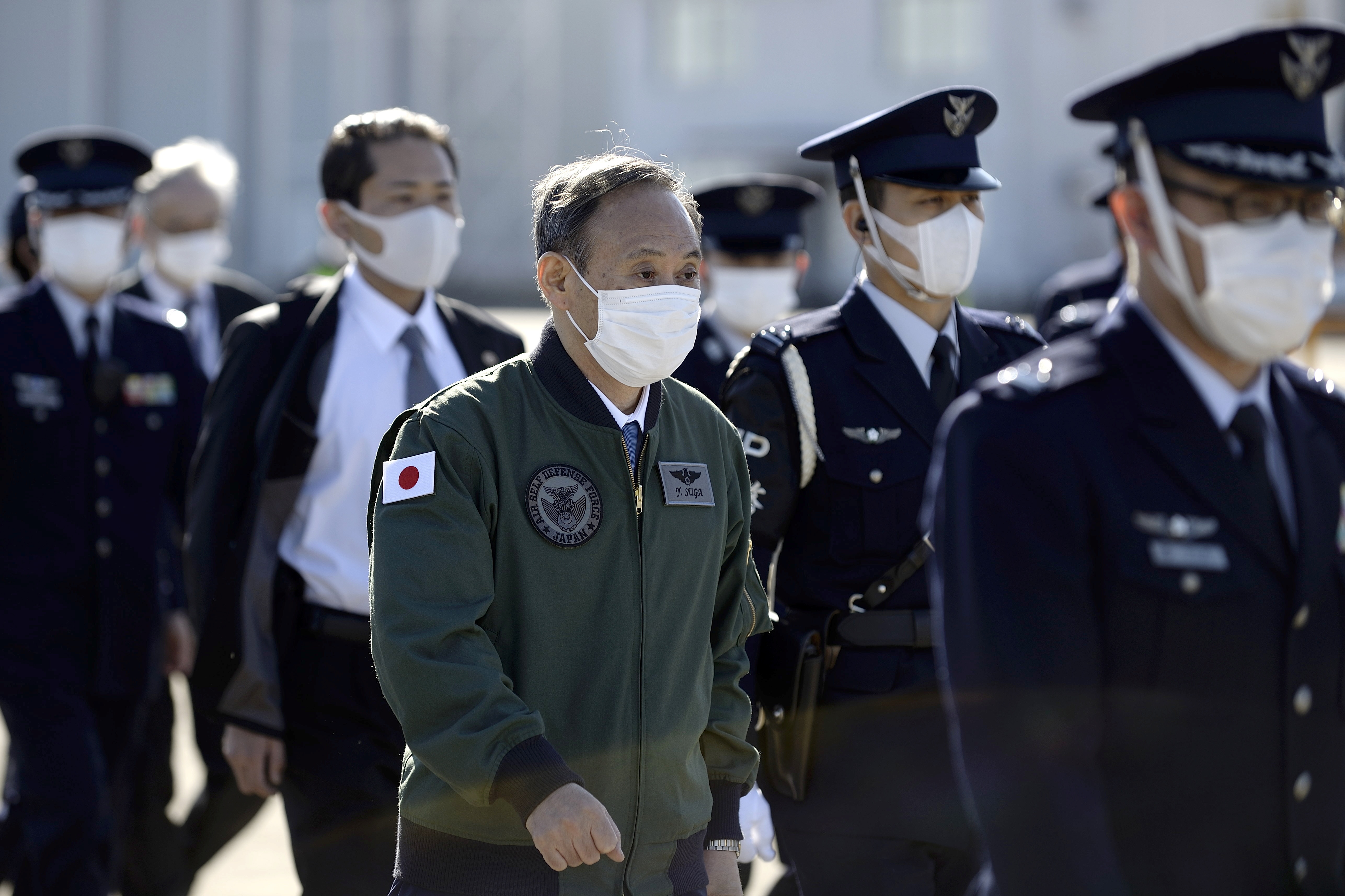 Thu tuong Nhat Ban duyet binh anh 8