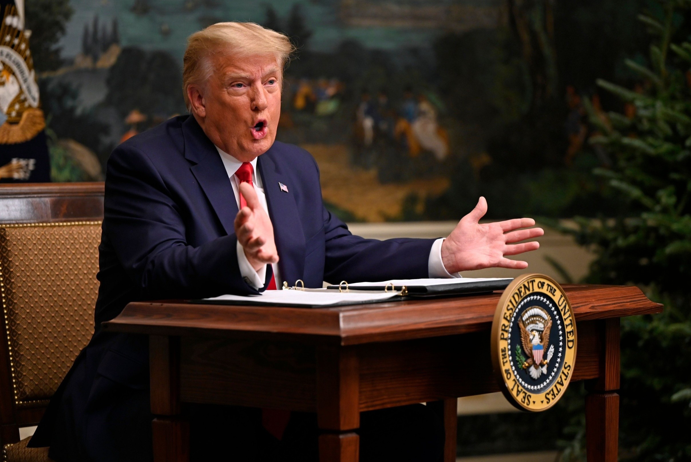 Ong Trump bo nhiem mot loat dong minh truoc 'gio G' hinh anh