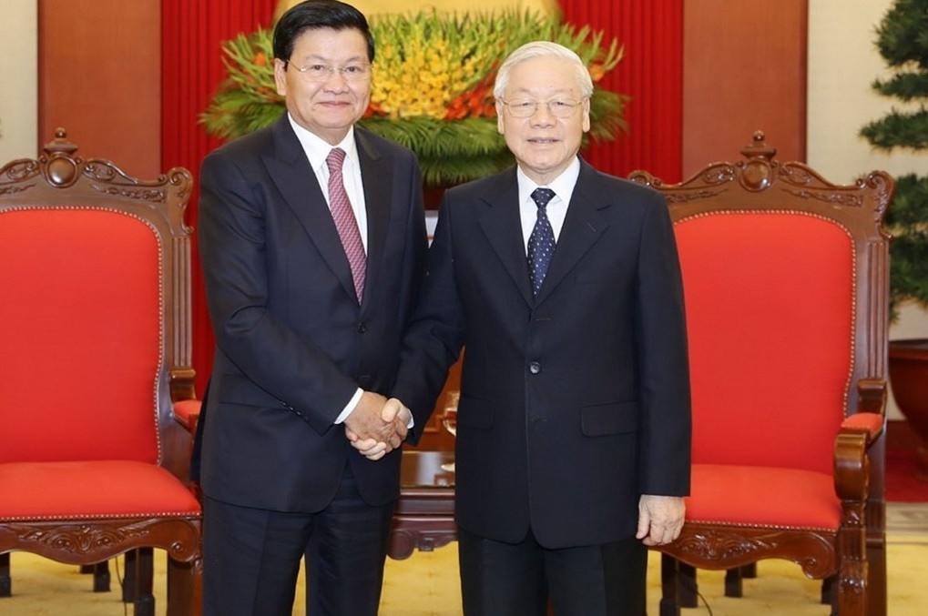 Lanh dao Dang, Nha nuoc gui dien mung Quoc khanh Lao hinh anh