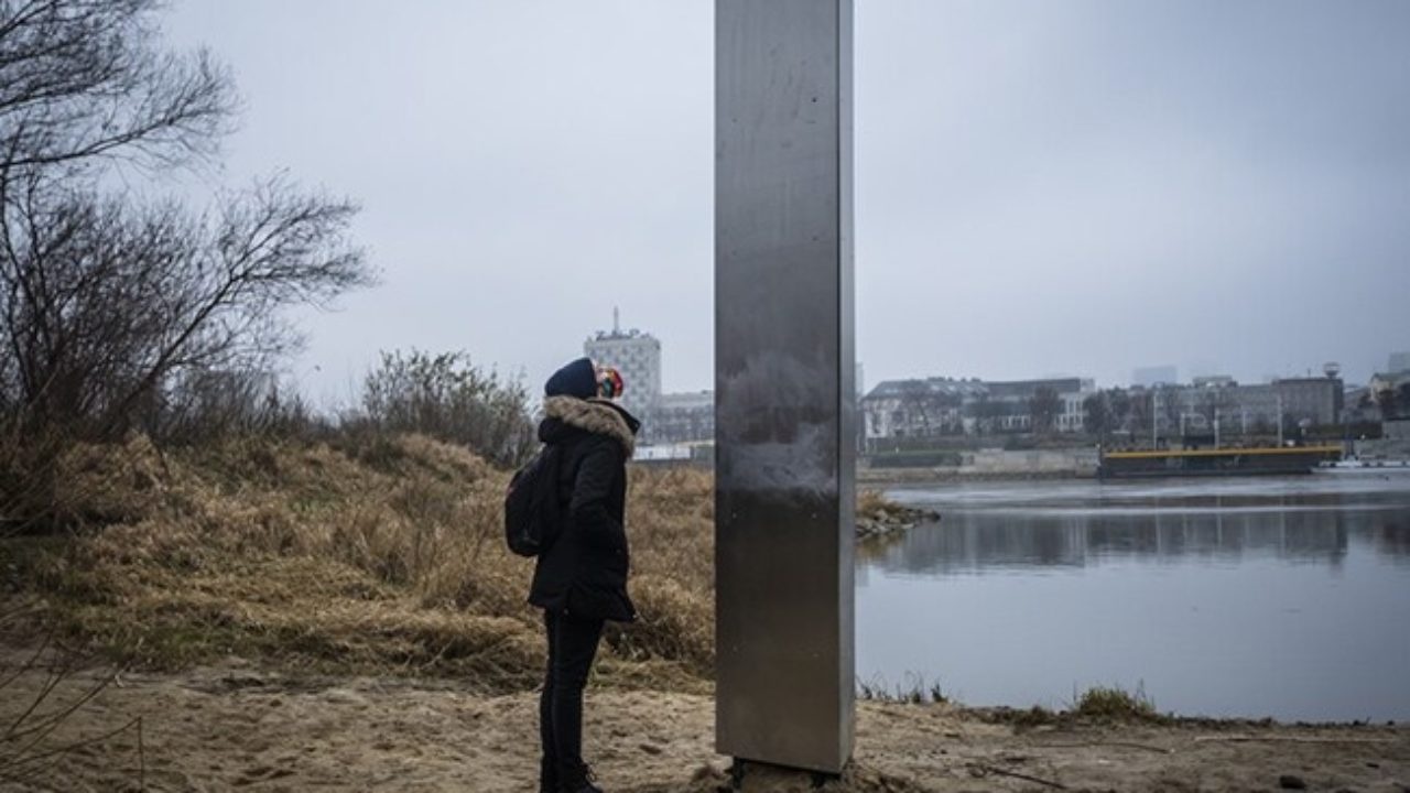 Khoi kim loai bi an xuat hien anh 1