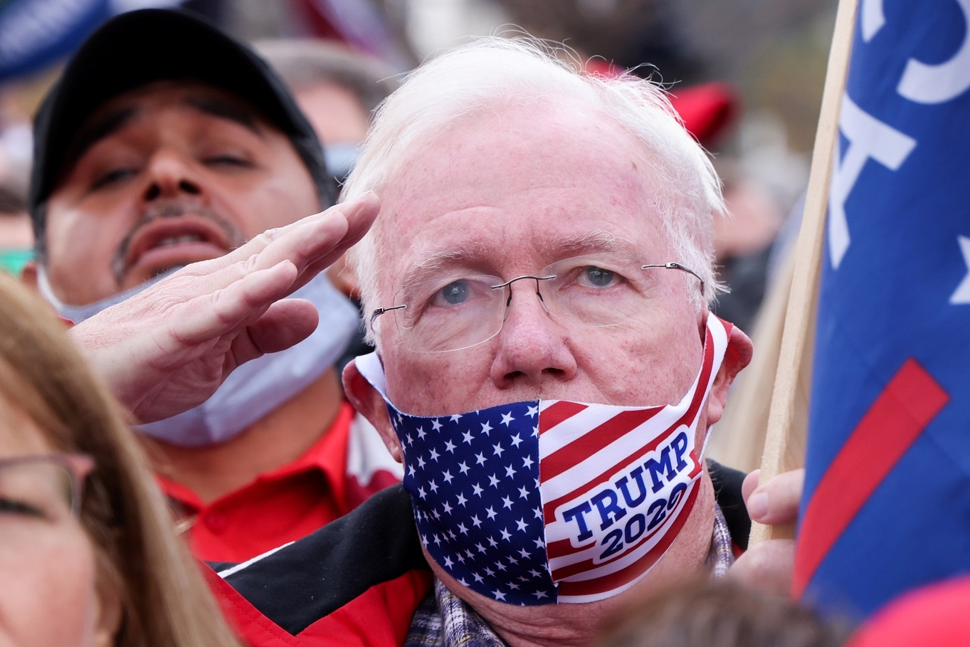 Cu tri trung thanh cua ong Trump mien cuong chap nhan ket cuc hinh anh