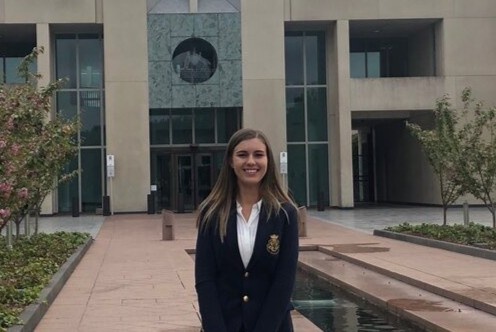 Australia rung dong vi cao buoc cuong hiep trong quoc hoi hinh anh