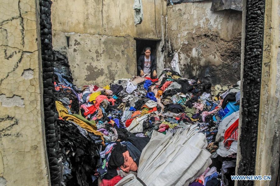 Lua thieu rui khoang 300 ngoi nha o Manila anh 11