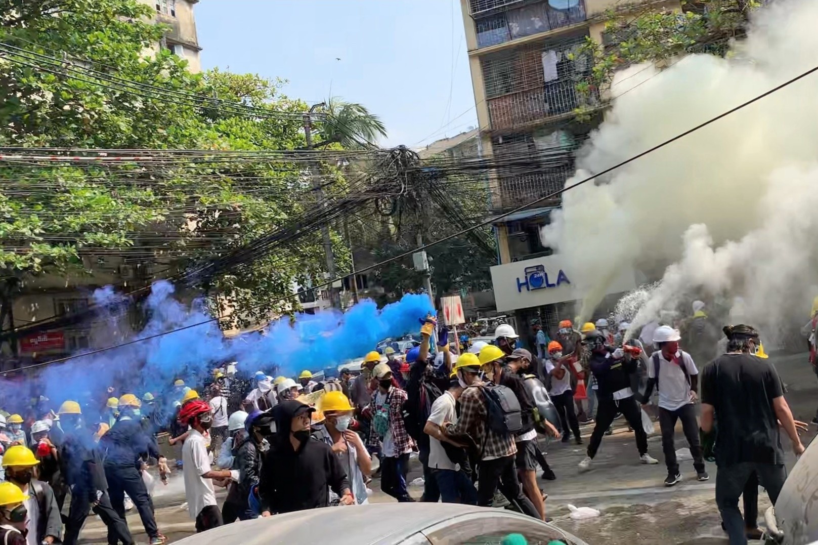 It nhat 6 nguoi bi ban chet trong bieu tinh Myanmar ngay 3/3 hinh anh