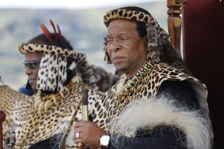 Vua cua nguoi Zulu o Nam Phi qua doi hinh anh