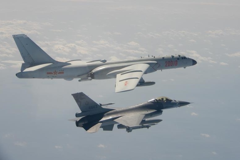 Do doc My: Toi khong co duong day nong voi Trung Quoc hinh anh