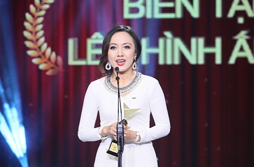 Nhung bien tap vien truyen hinh hat hay nhu ca si hinh anh