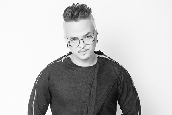 Hakoota Dung Ha ke chuyen vua hat vua... ngu gat hinh anh