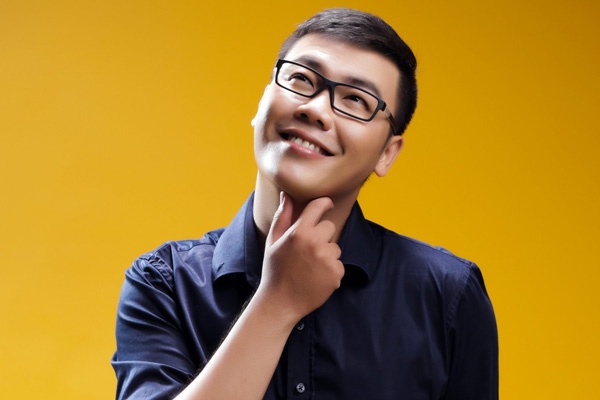 Tren Tuong Nha Duong Lao -Hamlet Truong hinh anh