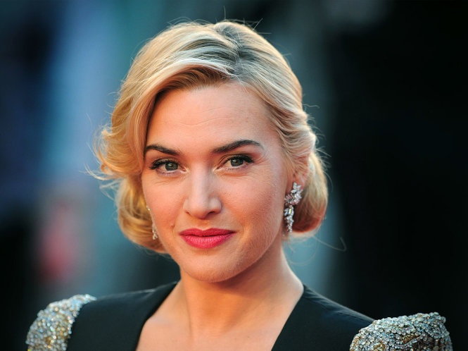 Kate Winslet cam con len mang xa hoi hinh anh