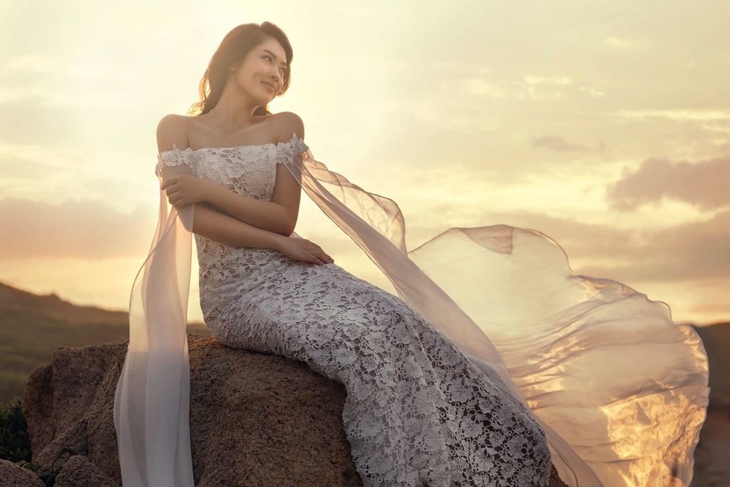 Tim lai chinh minh - Khanh Tien hinh anh