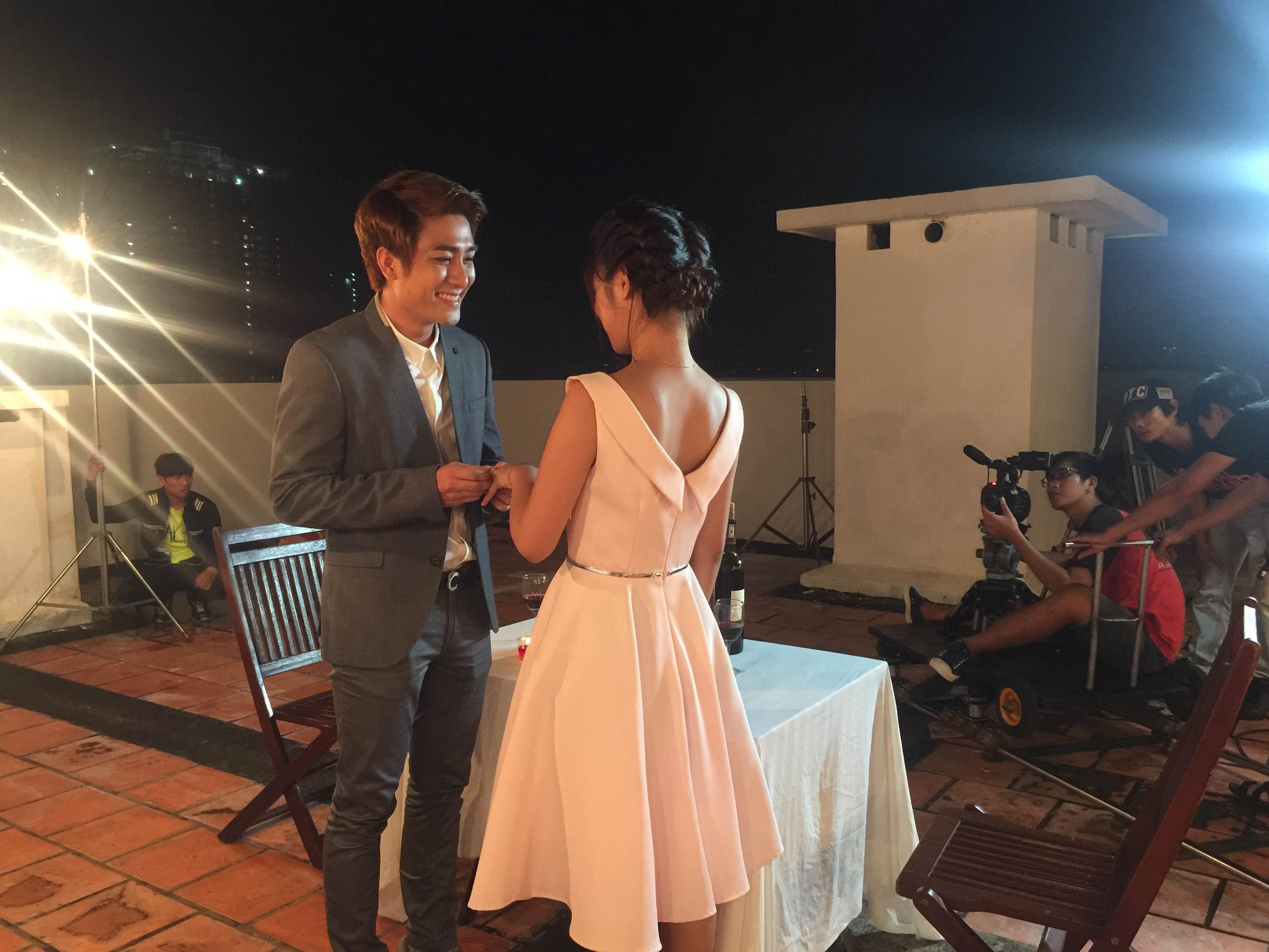 Huy Nam A# than mat voi Hoang Yen Chibi hinh anh