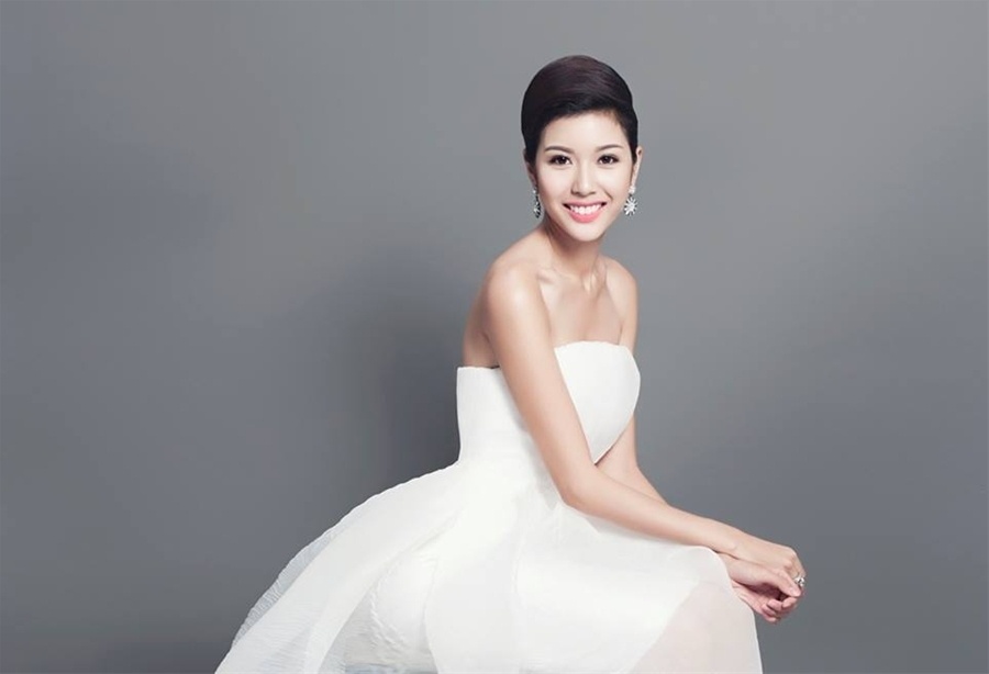 Nhan sac Hoa hau: Nguoi duoc nguong mo, nguoi bi che toi ta hinh anh