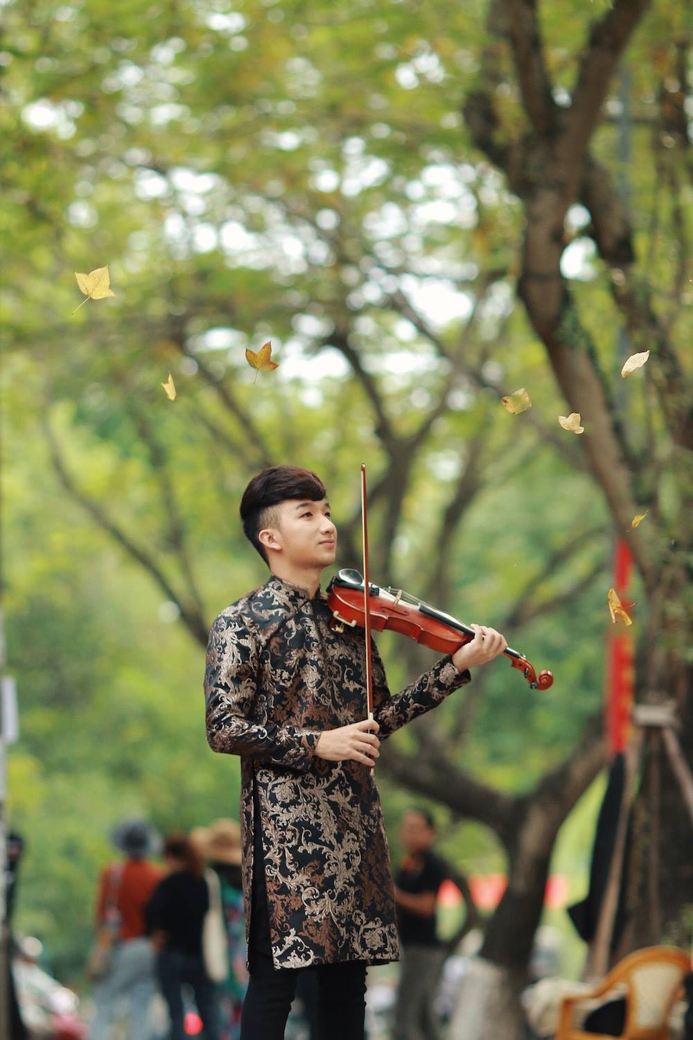 Nghệ sĩ violin trẻ Hoàng Trương