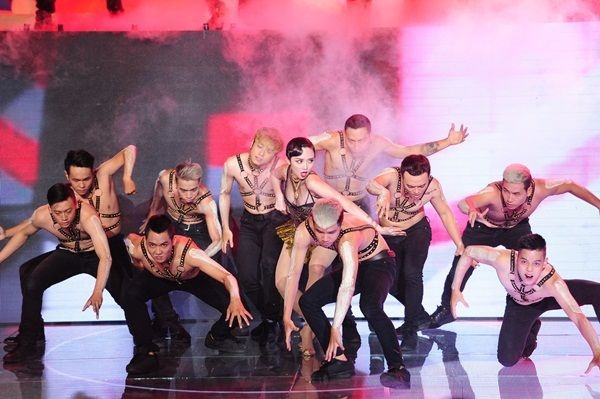 Vpop 2015: Nhac dien tu chi la 'con sot ao' hinh anh