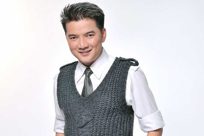 Dam Vinh Hung: 'Mat hoi gian la dang hat nhep' hinh anh