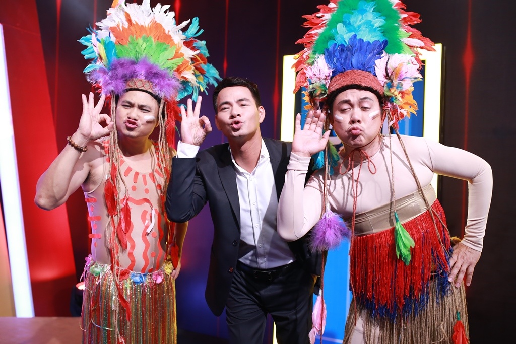 Danh hai Tu Long, Chi Tai hoa than thanh tho dan hinh anh