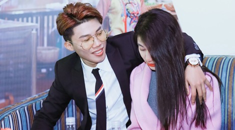 Mr.T do danh Hoa Minzy vi khoc nuc no giua hop bao hinh anh