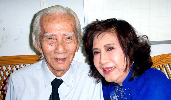 Nho chu Bay Vien Chau, nho mot thoi vong co hinh anh
