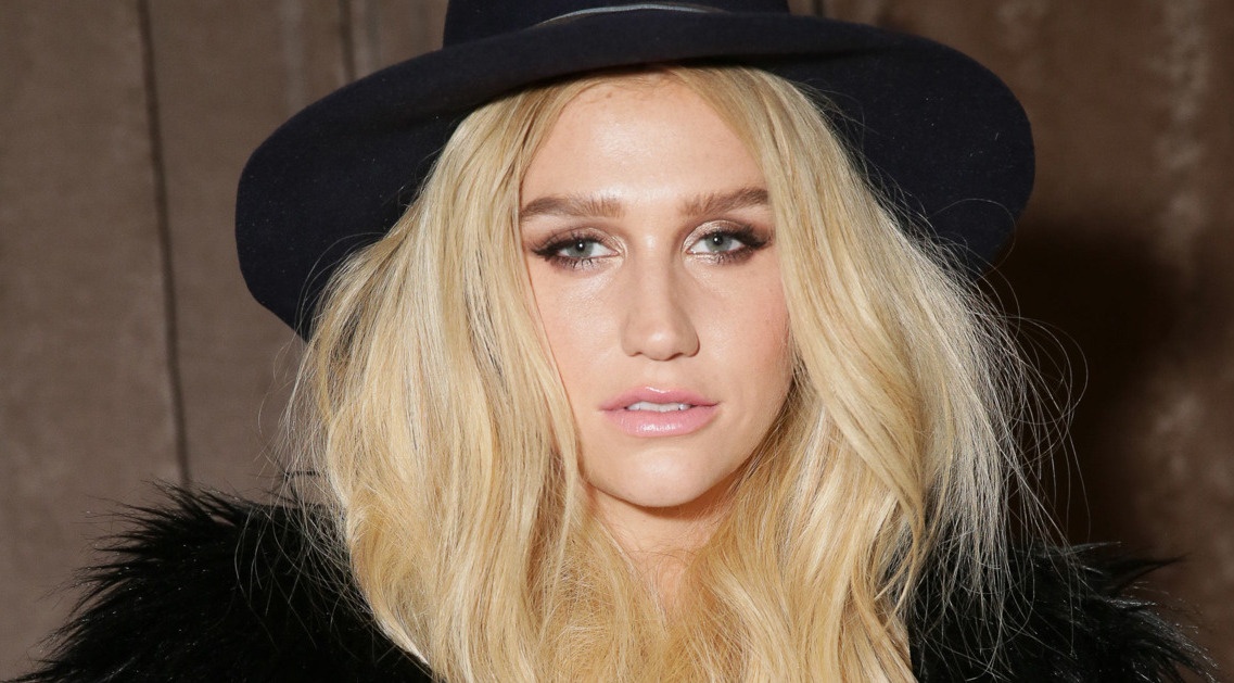 Taylor Swift ung ho 250 nghin USD cho Ke$ha hinh anh