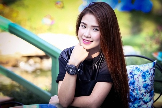 Khởi My từ bán củi đến ngôi sao Vpop ảnh 2 Khoi My tu ban cui den ngoi sao Vpop anh 2
