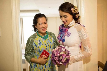 Mẹ chồng nghệ sĩ tài năng của sao Việt ảnh 1 Me chong nghe si tai nang cua sao Viet anh 1