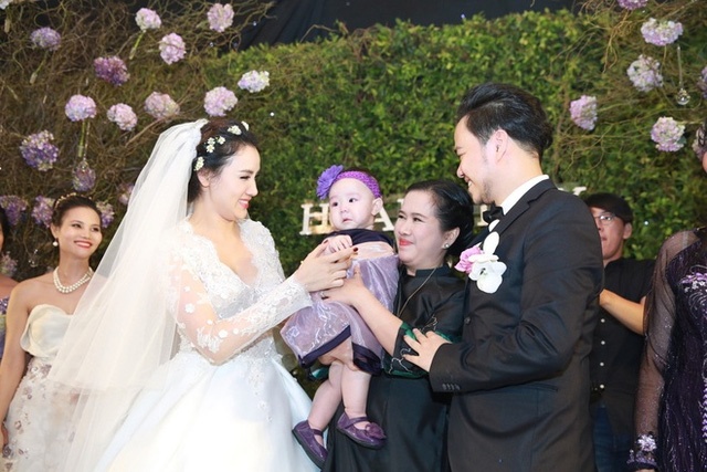 Mẹ chồng nghệ sĩ tài năng của sao Việt ảnh 2 Me chong nghe si tai nang cua sao Viet anh 2