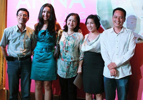 Mẹ chồng nghệ sĩ tài năng của sao Việt ảnh 4 Me chong nghe si tai nang cua sao Viet anh 4