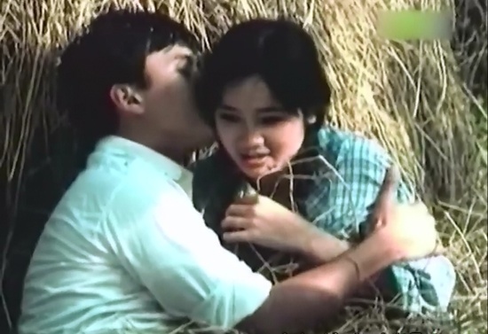 Nụ hôn trong phim mỳ ăn liền Việt ảnh 4 Nu hon trong phim my an lien Viet anh 4