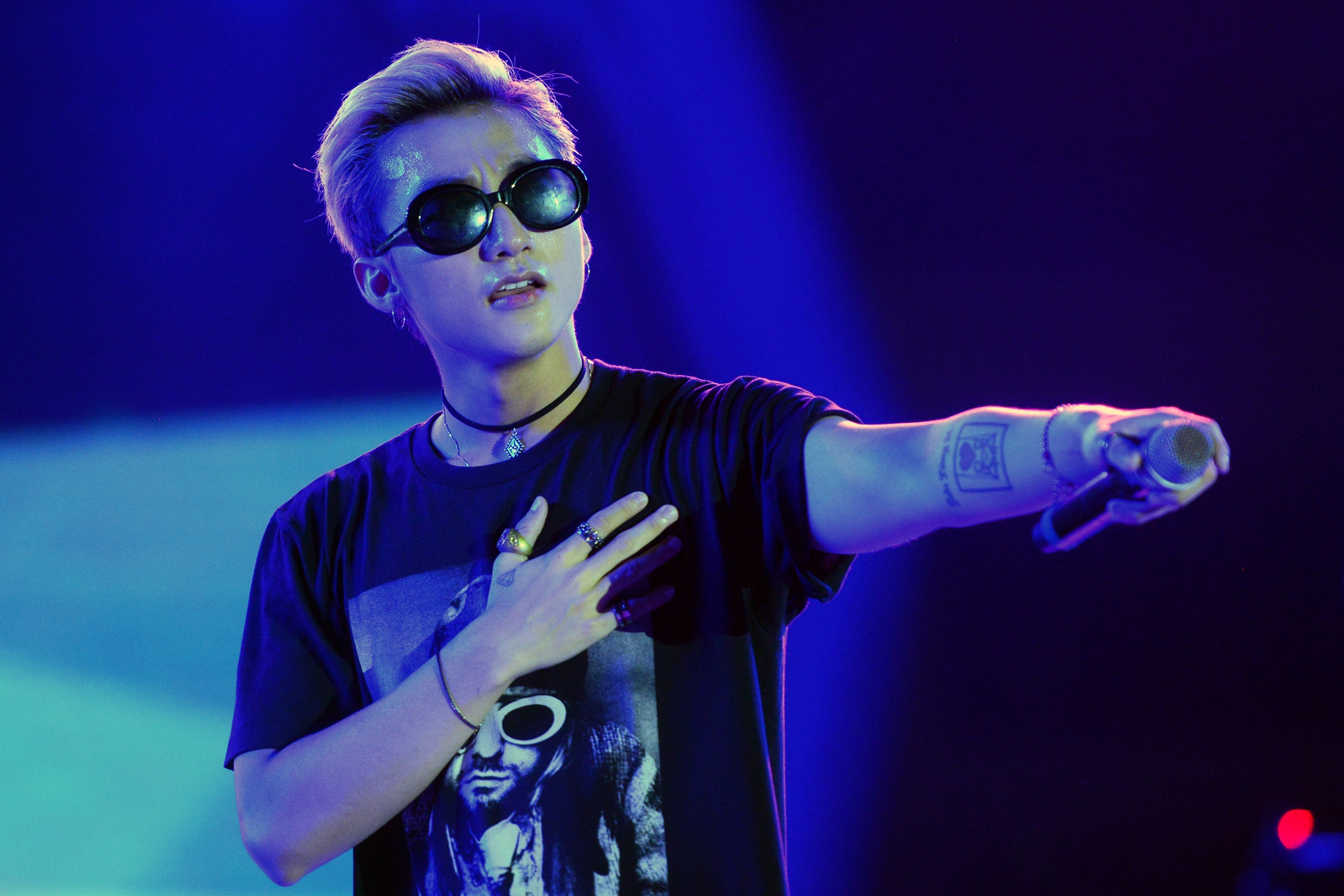 Bieu cam kho hieu cua Son Tung M-TP anh 2