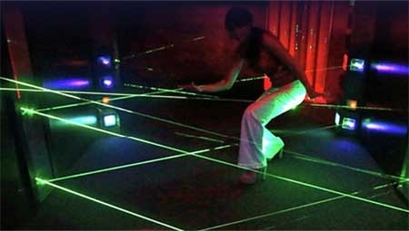 Nhung vu khi tinh vi cua diep vien CIA, FBI va KGB hinh anh