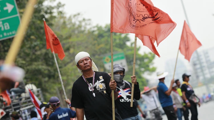 Quan chuc Thai lo ngai nguy co noi chien hinh anh